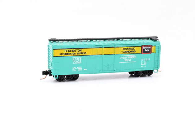 Likelike N Gauge Burlington Reffer Car - Boxed