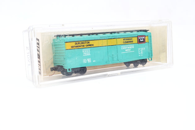 Likelike N Gauge Burlington Reffer Car - Boxed