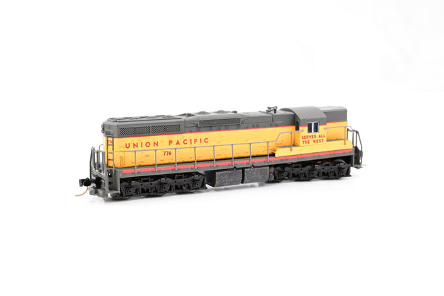 Life-Like Trains N Gauge 7775 Union Pacific SD7 Diesel Locomotive No.776 - Boxed