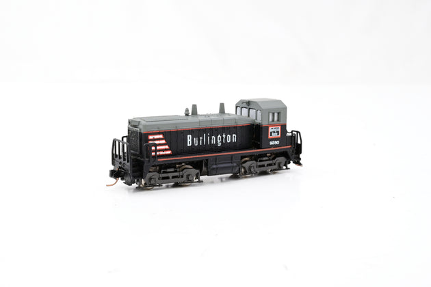 Atlas N Gauge 4005/4015 'Burlington' SW 1500 Diesel Locomotive Cow & Calf No.9280 - Boxed