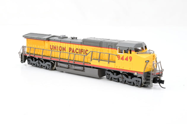 Spectrum N Gauge 86060 GE Dash 8-40CW (Wide Cab) Union Pacific No.9449 - Boxed