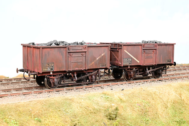 Lionheart O Gauge Pair of 16 Ton Coal Wagons - Unboxed