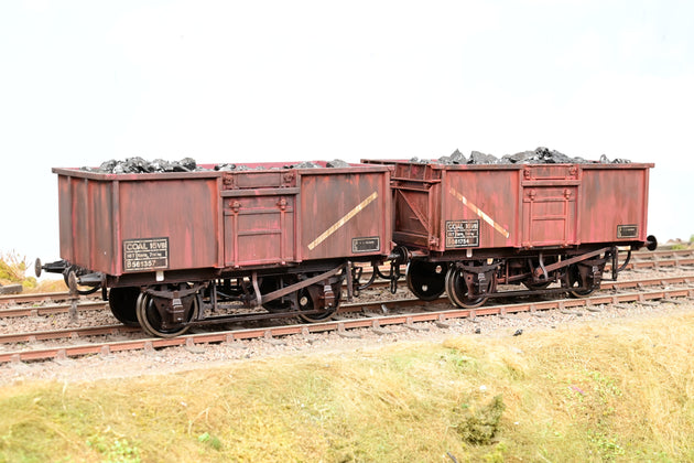 Lionheart O Gauge Pair of 16 Ton Coal Wagons - Unboxed