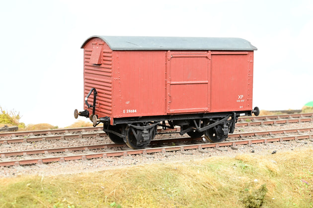 Kit Built O Gauge BR 12 Ton Ventilated Van No.E211684 - Boxed