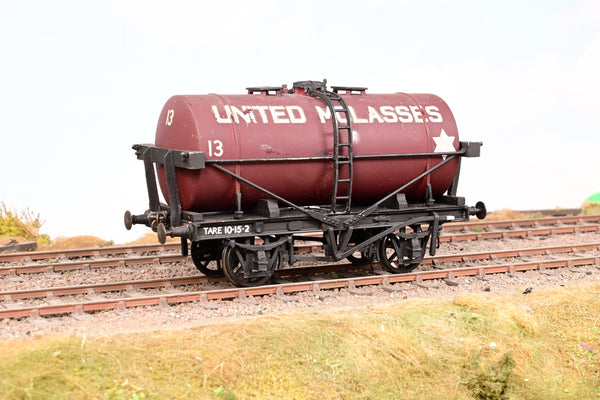 Kit Built O Gauge United Molasses 12 Ton Tank Wagon No.13
