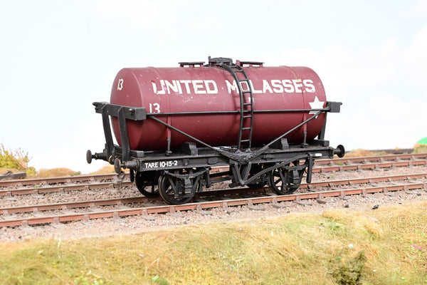 Kit Built O Gauge United Molasses 12 Ton Tank Wagon No.13
