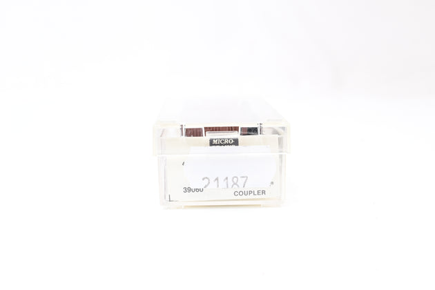 MicroTrains N Gauge 39060 Santa Fe 40' Double Door Boxcar No.38693