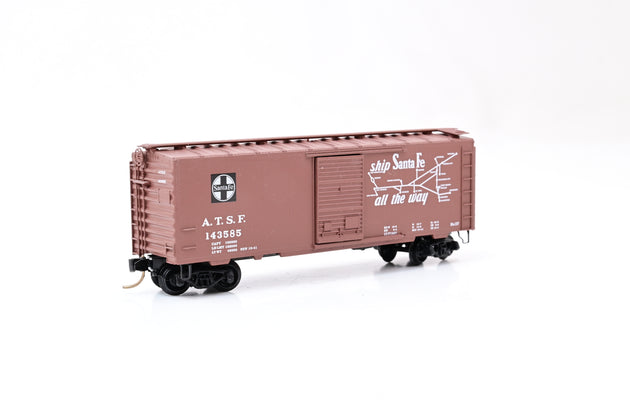 MicroTrains N Gauge 20060 Santa Fe All the Way Box Car No.114585