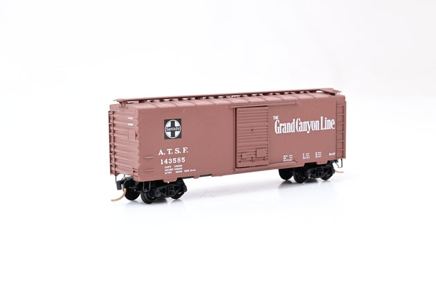 MicroTrains N Gauge 20060 Santa Fe All the Way Box Car No.114585