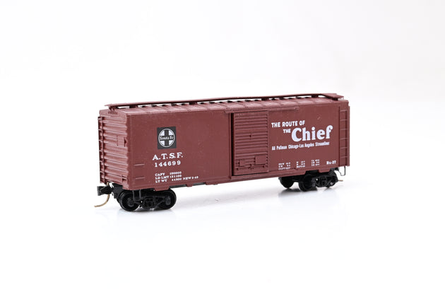 MicroTrains N Gauge 20030 Santa Fe SuperChief Box Car No.114699