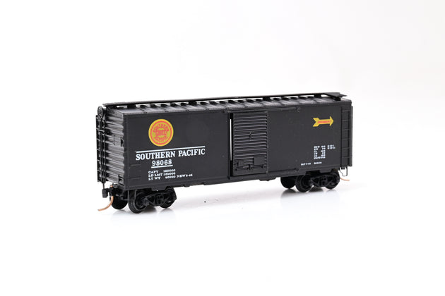 MicroTrains N Gauge 20091 Southern Pacific Single Door Box Car No.98068