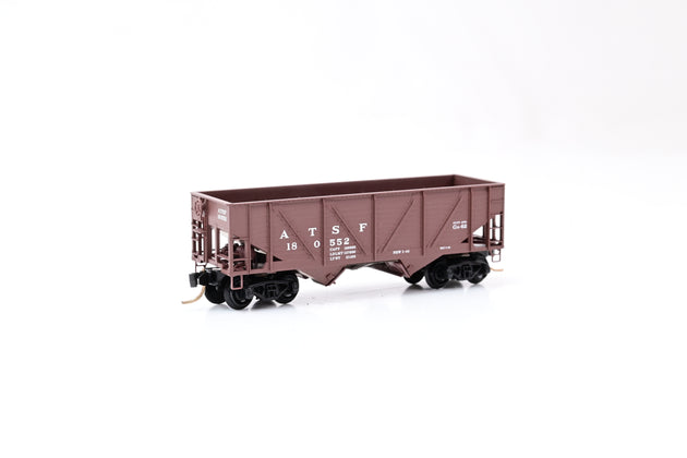 MicroTrains N Gauge 57010 33' ATSF Twin Bay Hopper No.180552