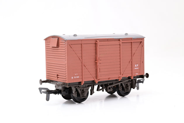 Airfix 54300-1 BR Bauxite Ventilated Box Wagon No.B751707