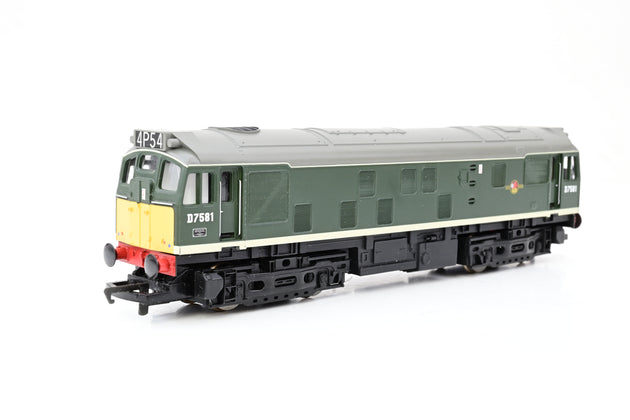 Hornby OO Gauge R2121A Class 25 Diesel BR Green No.D7581