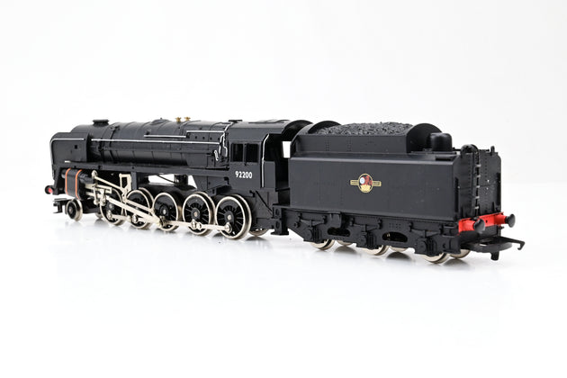 Hornby OO Gauge R264 BR Class 9F Plain Black Late Crest No.92200 - Boxed