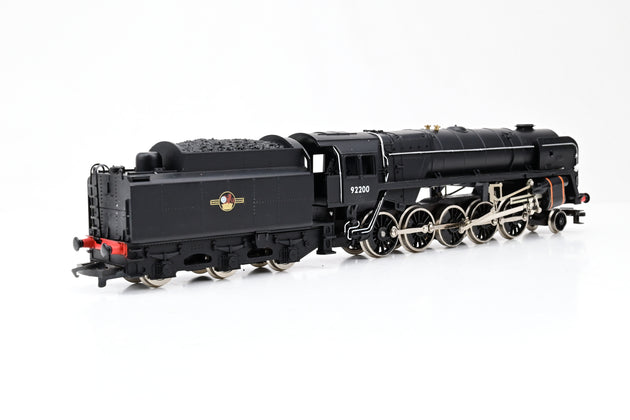 Hornby OO Gauge R264 BR Class 9F Plain Black Late Crest No.92200 - Boxed