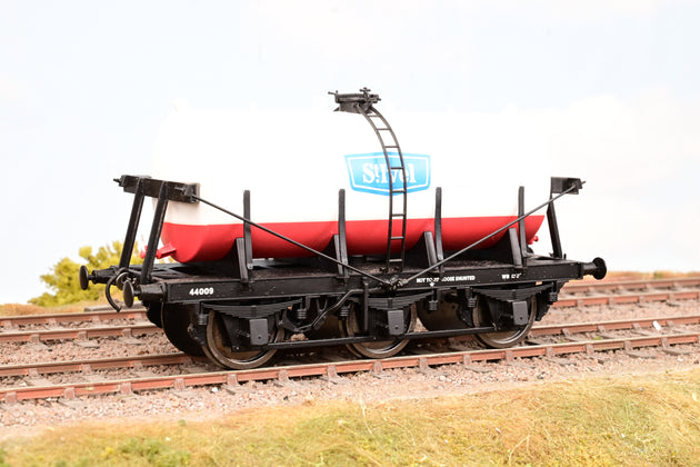 Dapol O Gauge 7F-031-005 6 Wheel Milk Tanker ST IVEL No.44009 - Boxed