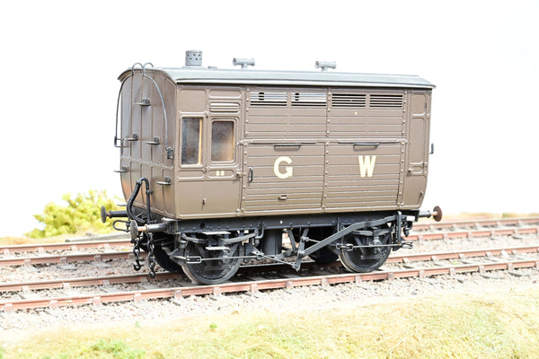 Kit Built O Gauge GWR Brown Horse Box No.88