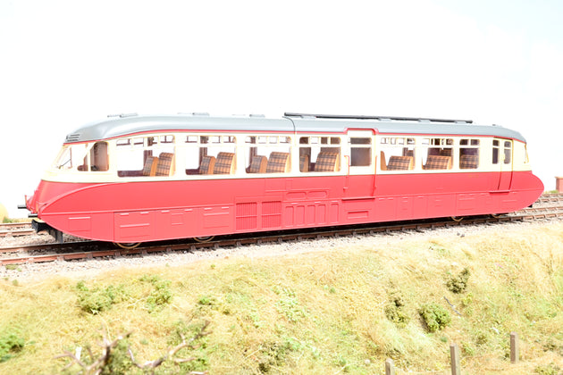 Dapol O Gauge 7D-011-005 BR Carmine & Cream Streamlined Railcar No.W8W - Boxed