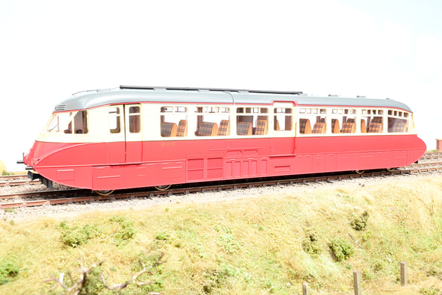 Dapol O Gauge 7D-011-005 BR Carmine & Cream Streamlined Railcar No.W8W - Boxed