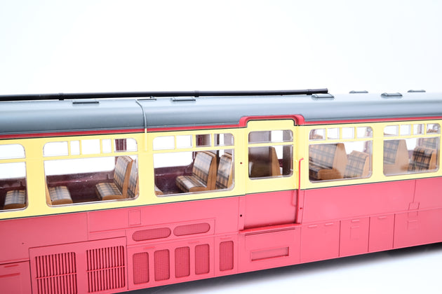 Dapol O Gauge 7D-011-005 BR Carmine & Cream Streamlined Railcar No.W8W - Boxed