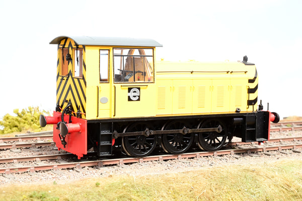 Heljan O Gauge 2594 CEGB Yellow w/ Wasp Stripes Class 05 Diesel Shunter No.2 - Boxed
