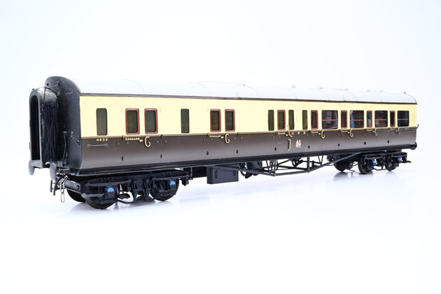 Kit Built O Gauge Rake of 3 GWR Chocolate & Cream Collett Corridor Coaches