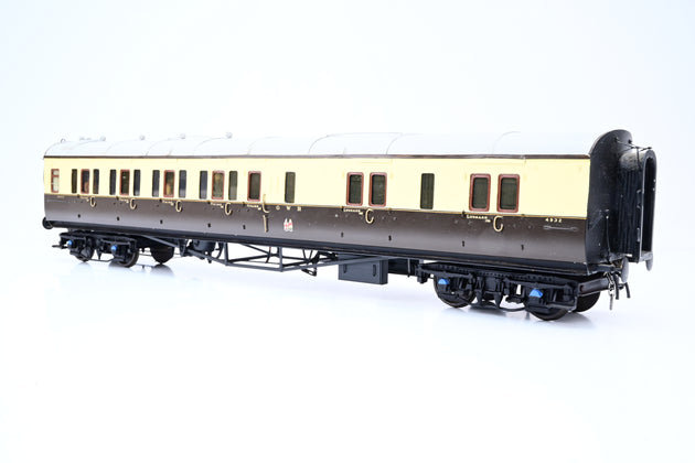 Kit Built O Gauge Rake of 3 GWR Chocolate & Cream Collett Corridor Coaches