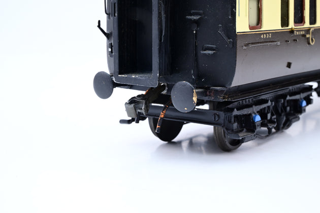 Kit Built O Gauge Rake of 3 GWR Chocolate & Cream Collett Corridor Coaches