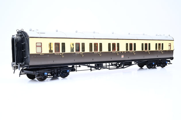 Kit Built O Gauge Rake of 3 GWR Chocolate & Cream Collett Corridor Coaches