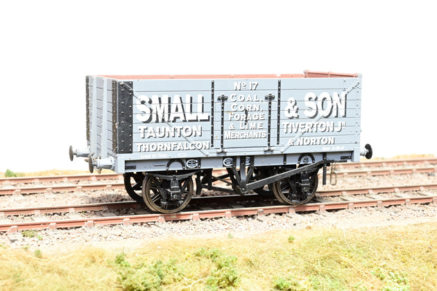 Dapol O Gauge Wessex Wagons Ltd Ed Small & Sons 7 Plank Wagon No.17 - Boxed