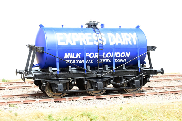 Dapol O Gauge 7F-031-001 6 Wheel Milk Tanker Express Dairies - Boxed