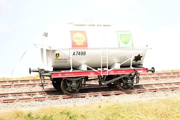 Dapol O Gauge 7F-058-002 14T Tank Wagon Class A Shell BP Silver No.A7498 - Boxed