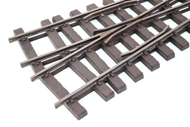 Peco G45 Narrow Gauge SL-995 Medium Radius Right-Hand Turnout