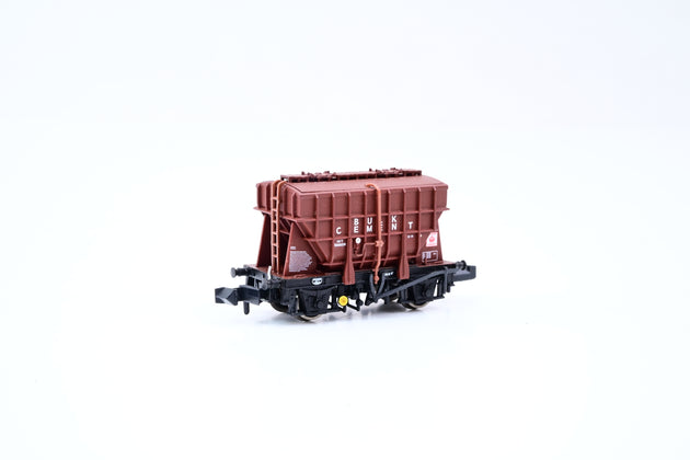 Graham Farish N Gauge 377-826A Crown Cement Bauxite Presflo 20T Bulk Powder Wagon No.B888235 - Boxed
