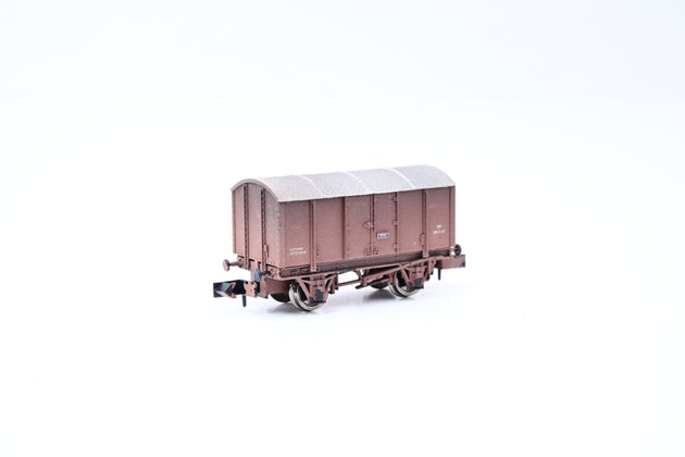 Dapol N Gauge 2F-013-010 BR Bauxite 4-wheel Gunpowder Van No.M701058 - Factory Weathered, Boxed