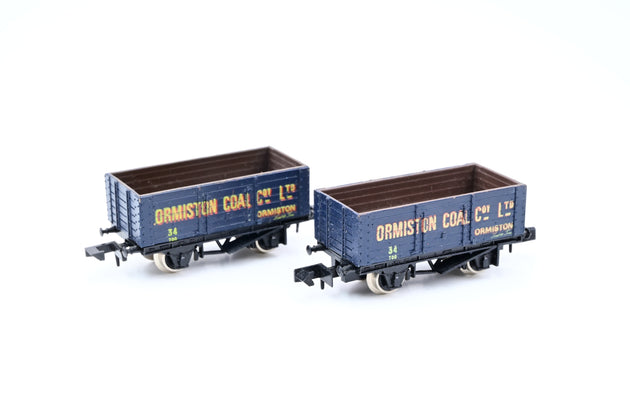 Graham Farish N Gauge 2125 Pair of Ormiston Coal Co. Ltd Blue 7-Plank Open Wagon No.34 - Unboxed