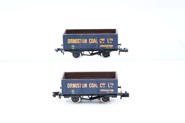 Graham Farish N Gauge 2125 Pair of Ormiston Coal Co. Ltd Blue 7-Plank Open Wagon No.34 - Unboxed