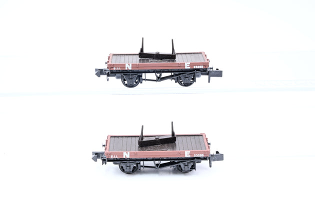 Peco N Gauge NR-39E Pair of NE Brown Bolster Wagons No.23255 - Unboxed