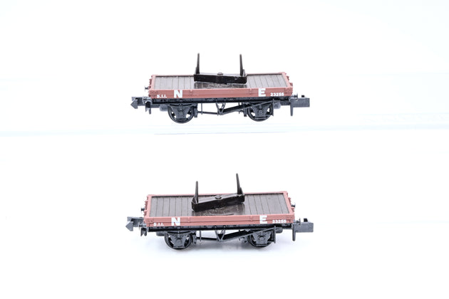 Peco N Gauge NR-39E Pair of NE Brown Bolster Wagons No.23255 - Unboxed