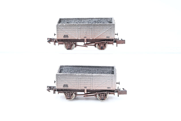 Dapol N Gauge Pair of BR Grey 7-Plank Open Wagons No.P238832 - Factory Weathered, Unboxed