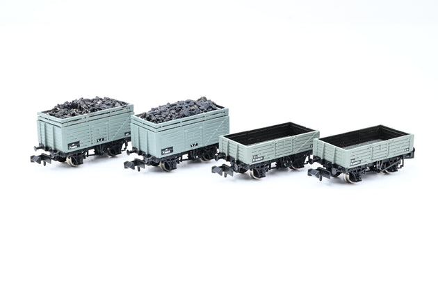 Graham Farish N Gauge Rake of 4 BR Grey Planked Wagons - Unboxed