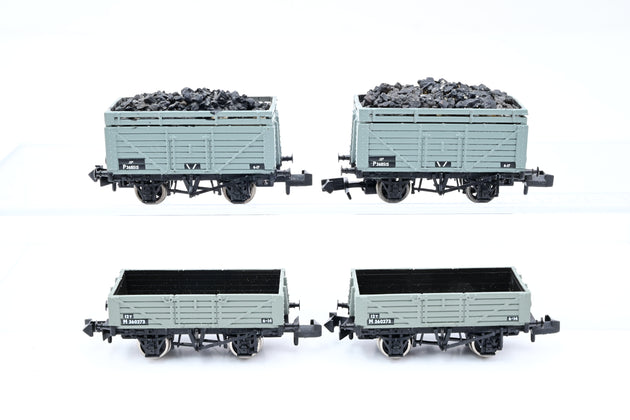 Graham Farish N Gauge Rake of 4 BR Grey Planked Wagons - Unboxed