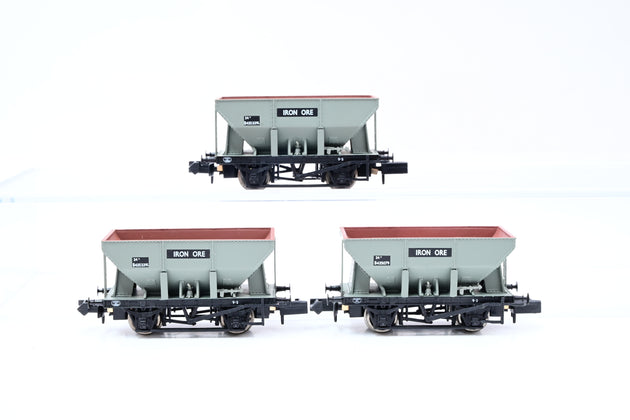 Graham Farish N Gauge Rake of 3 BR Grey 24T Iron Ore Hopper Wagons