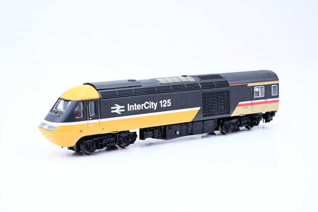 Dapol N Gauge 2D-019-201 BR Intercity Executive Class 43 HST Pair of Power Cars No.43128 & 43131 'Sir Felix Pole' - Unboxed