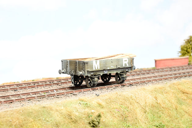 Slaters O Gauge Kit 7028 M.R 8T Five Plank Side & End Door W/Timber Load No.55002 - Boxed