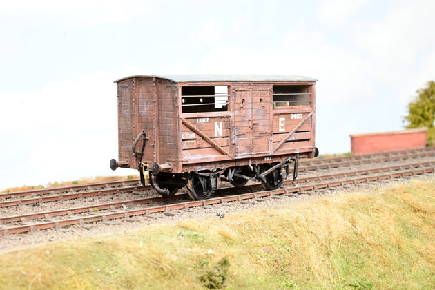 Parkside Dundas O Gauge Kit PS106 LNER 10T Cattle Truck Braked No.196127 - Boxed
