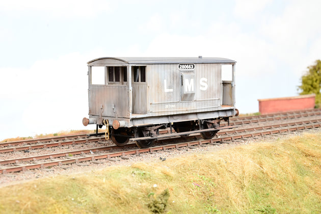 Parkside Dundas O Gauge Kit PS40 LMS 20T Goods Brake Van No.280663 - Boxed