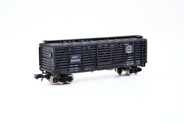 Bachmann N Gauge Great Northern Class GP-40 Diesel Set w/ 5 Wagons - Boxed