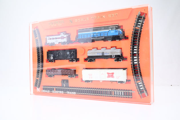 Bachmann N Gauge Great Northern Class GP-40 Diesel Set w/ 5 Wagons - Boxed